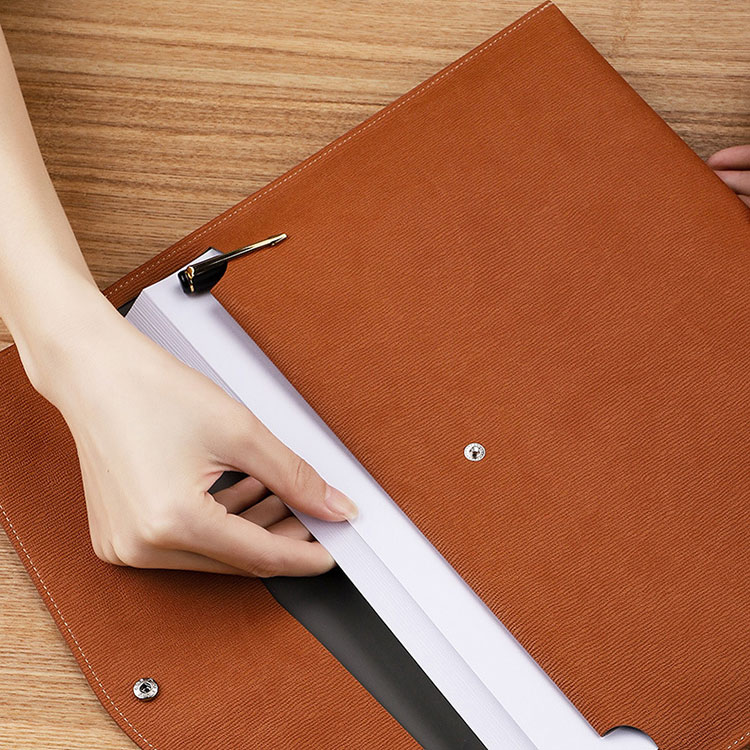 Avvocati BAG FILE: fornisce soluzioni di gestione dei file efficienti e convenienti per i professionisti
